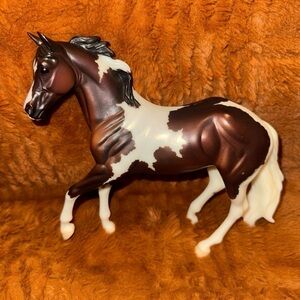 Breyer 2016 Horse of the year “Harper”